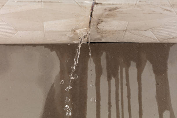 Professional Water Extraction technician working in Carolina, RI
